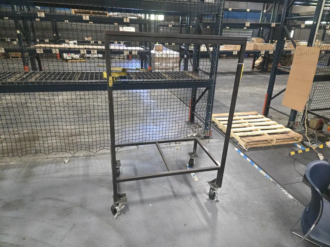 (1)Rolling Pallet Stand