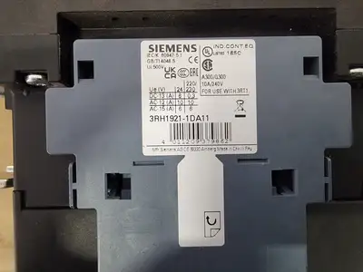 USED SIEMENS 3RH1921-1DA11