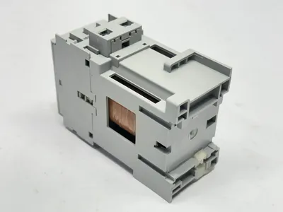 100-C09ZJ01 | Allen Bradley  Ser A Contactor 3-Pole 25A 600VAC 24VDC Coil - Used