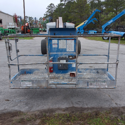 USED 2014 Genie S-65