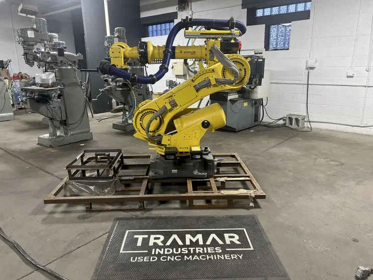 Used 2017 FANUC R2000IB/210F Robots Michigan US | Tramar Industries #546938