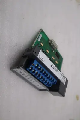 New Open Box  ALLEN BRADLEY 1746-ITV16 SER C SLC 500 16 point Input Module H533A