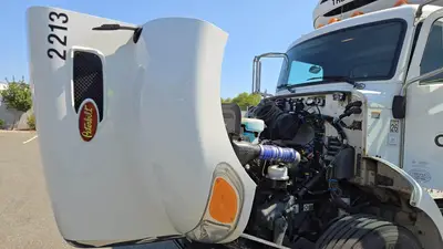 USED 2021 PETERBILT 330
