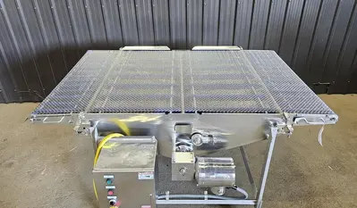 Used Belt Conveyor, 39’’ Wide X 70’’ Long, With Spray Bar Applicator