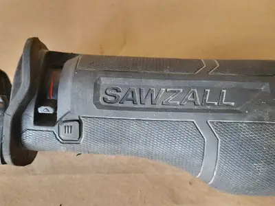 USED MILWAUKEE 2821-20