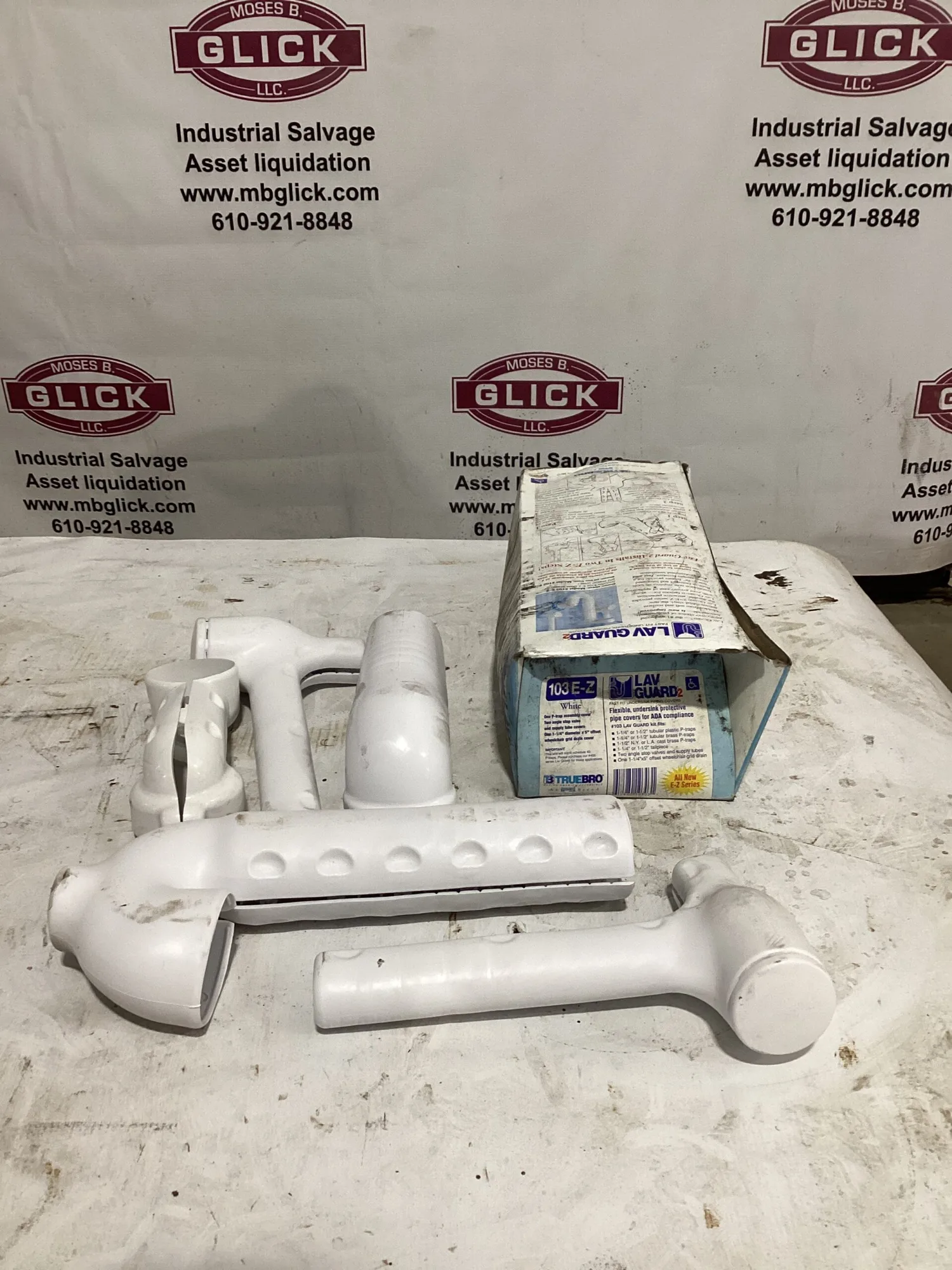 LA GUARD 2 103E-Z White Undersink Piping Covers -NIB