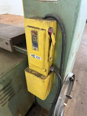 USED DOALL V-26