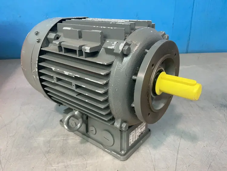 Used LENZE MDEMA 11222B Motors (misc) Ohio US | HGR 24 #1704863