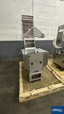 USED Capmatic Capmatic Bottle Filling Line