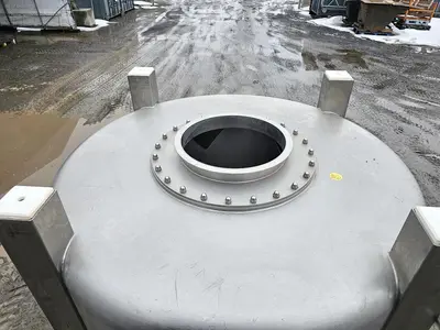 Used 310 Gallon Tank (Tote), Stainless Steel