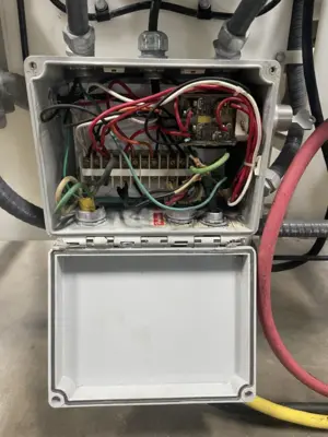 USED LOMA IQ2