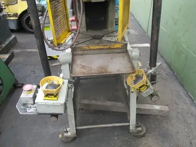 Used BENCHMASTER _UNKNOWN_ O.B.I. Presses California US | TNT Industrial #1082806