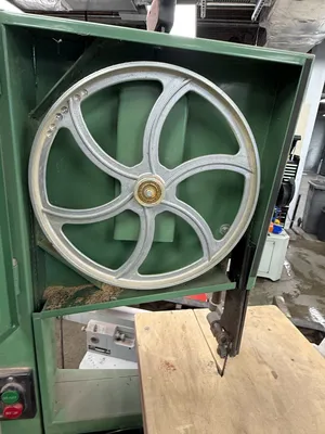 2000 GENERAL INTERNATIONAL 90-100M1 Vertical Band Saws | ListingHippo (3)