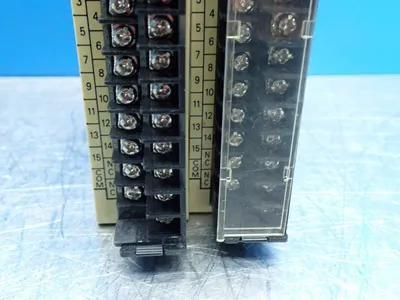 USED OMRON C200HID212