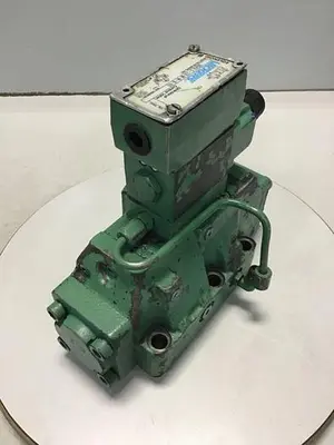 USED VICKERS DG4V-3-2A-M-W-B-40