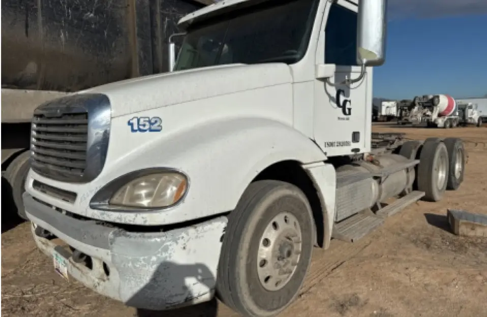 USED 2016 FREIGHTLINER COLUMBIA