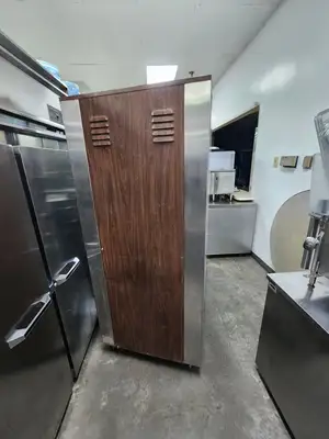 Used Nu-Vu Used Nu-Vu R30 Double Door Heated Holding/Proofer Cabinet Proofers (Bakery) Illinois US | Falcon Restaurant Supply #1376813