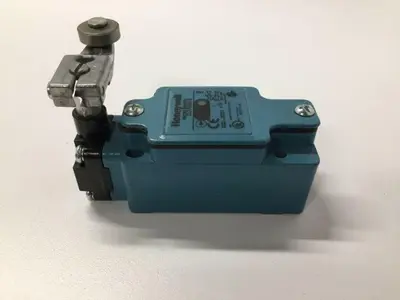 Honeywell GLFA24A1B Micro Limit Switch Roller Arm GLZ51B GLZ1AA