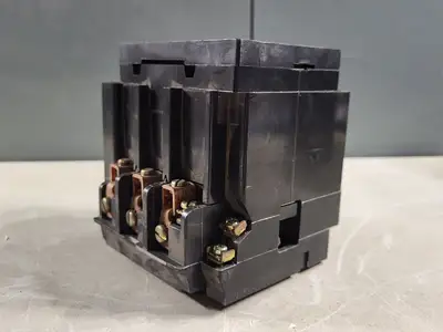 USED SQUARE D 8536SDO1V02S