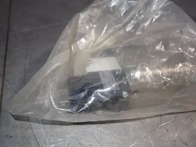 NEW SMC VNC311A20A5DZ