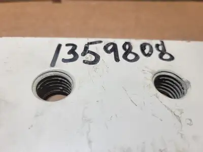 NEW CATERPILLAR 1359808