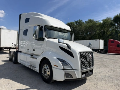Used 2021 VOLVO VNL760 Conventional trucks Indiana US | Miedema Asset Management Group #1414630