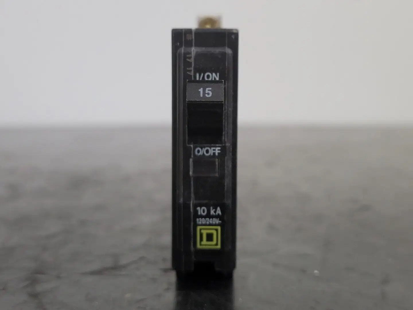 USED SQUARE D QOB115