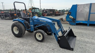 USED 1999 NEW HOLLAND TC33D