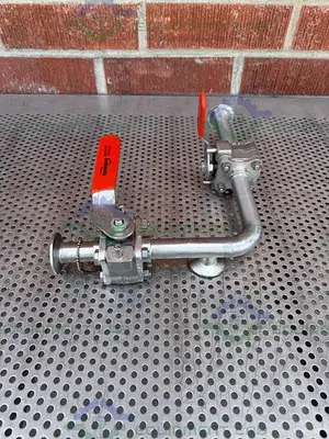 USED LOT OF 2 - FLOWSERVE 1 EK7066TXBO V36 RO BALL VALVE W/ 3 WAY 1" SANITARY FITTING