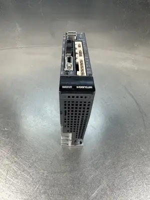 Mitsubishi MR-J3-10BS AC Servo Drive (BIN-1.2.4)