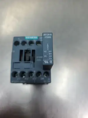 SIEMENS 3RT20171BB42 Contactor w/3RT29161CB00 Auxiliary Contact. 4E4