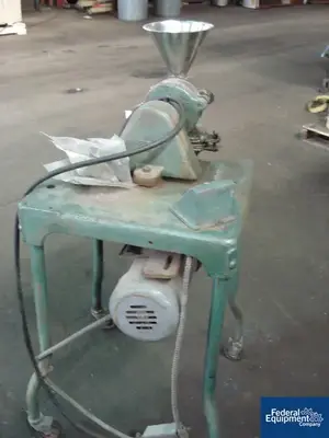 USED Mikro CF MIKRO PLUVERIZER, BRASS, 1 HP