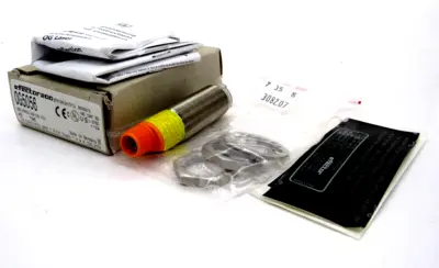 NEW EFECTOR OGTLFPKG/V4A/US-100 OG5056 PHOTOELECTRIC SENSOR OGTLFPKGV4AUS100