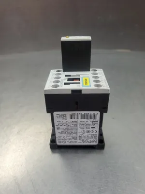 SIEMENS 3RT1016-1BB41 CONTACTOR w/3RT1916-1JK00 Module. 4D-20