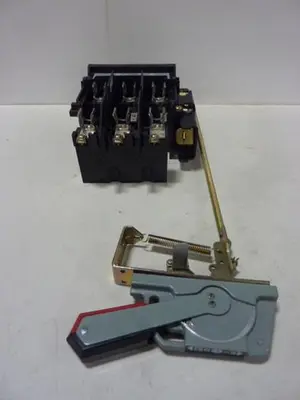 USED ALLEN BRADLEY 1494V-DS30 SER A