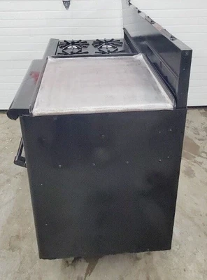 167-0025 Vulcan Hart VG260 Gas Range with Oven