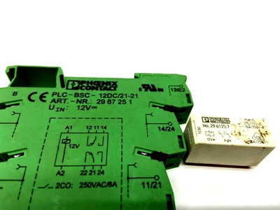 Used PHOENIX CONTACT SOCKET AND RELAY Relays & Switches | Maverick Industrial Sales #1102076
