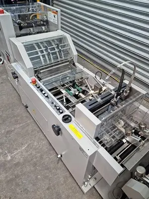 USED HORIZON STITCHER/FOLDER (SPF-11) & TRIMMER (FC-11) COLLATOR (MC-80)