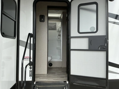 Used 2022 GRAND DESIGN REFLECTION 312BHTS Campers, Caravans, Motorhomes Michigan US | Miedema Asset Management Group #1308260