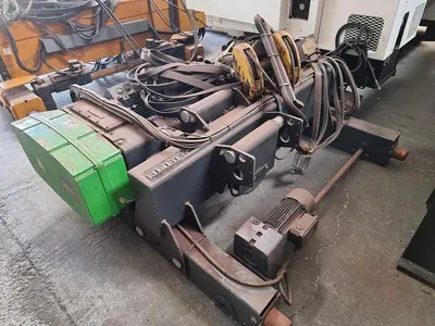 USED STAHL 10 TON + 2 CARRIAGES