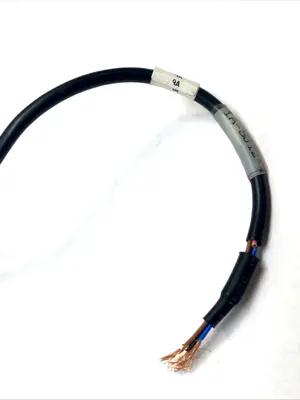 USED OMRON SENSOR CABLE 4‑PIN PHOTOMICROSENSOR CONNECTOR 2M