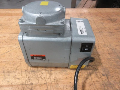 Used GAST DOA-P702-AA Vacuum Pumps Minnesota US | Machinesused.com #1571944