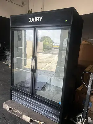 Used TRUE GDM - 49- HC TSL01 Display Refrigerators Missouri US | BAM Discount Restaurant Equipment #1334556