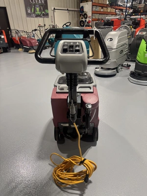 Minuteman X-17 17″ Carpet Extractor Refurbished