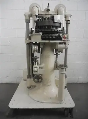 MANESTY RBB3 33-STATION TAB PRESS