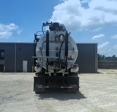 2024 Guzzler Classic Industrial Air Handler | American Contractors Equipment Supply (2)