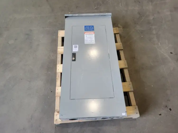 Used CUTLER-HAMMER PL1 Switchgears British Columbia CA | Lenmark #835506