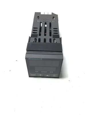 Honeywell UDC1000 Micro-Pro Temperature Controller 7.5VA 2A
