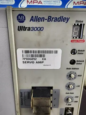 NEW ALLEN-BRADLEY 2098-DSD-HV100-SE