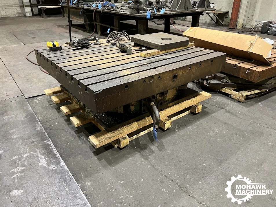 60" x 60" GIDDINGS & LEWIS "60NC" T-SLOTTED CONTOURING INDEXING POWER ROTARY TABLE w/UPDATED YASAKAWA SERVO-DRIVE MOTOR